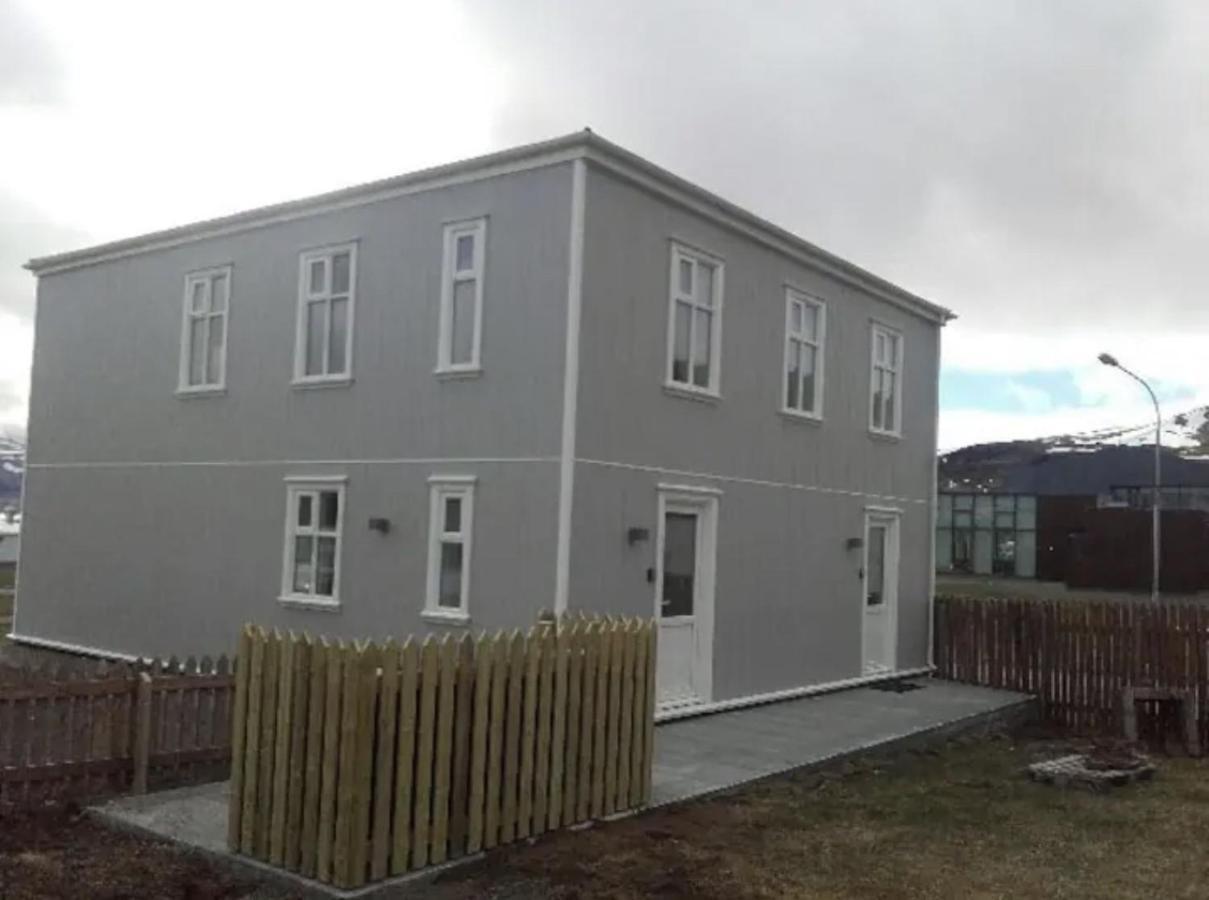 West Peninsula Apartment, Olafsvik. المظهر الخارجي الصورة